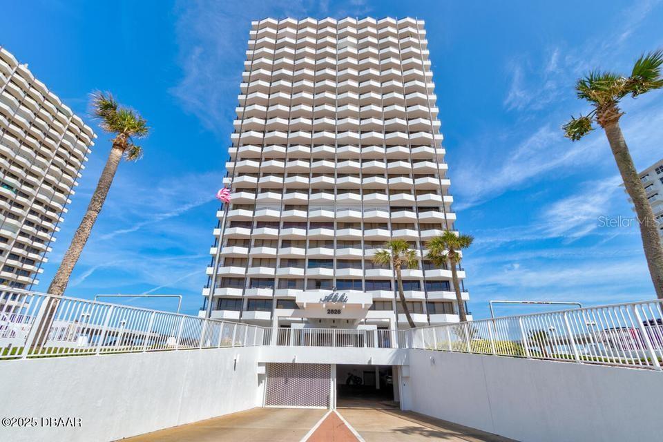 2828 N ATLANTIC AVENUE UNIT 303