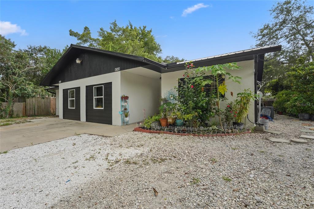 4749 DAVID AVENUE, SARASOTA, FL — photo 2 of 30