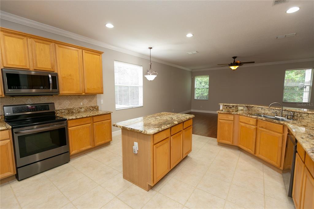 3551 WADING HERON TERRACE, OVIEDO, FL — photo 3 of 30