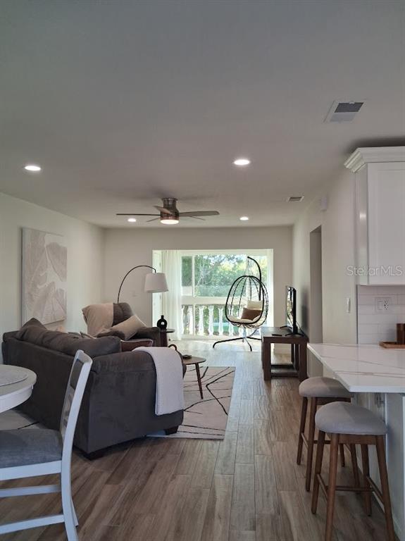1250 S PINELLAS AVENUE UNIT 110, TARPON SPRINGS, FL — photo 5 of 30