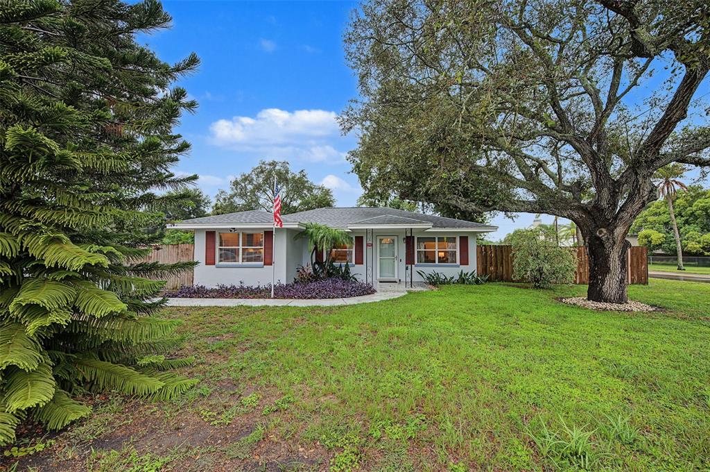 1402 NEBRASKA AVENUE, PALM HARBOR, FL — photo 2 of 30