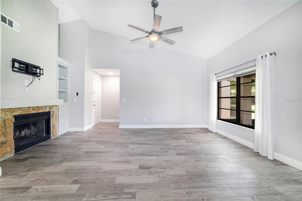3430 HILLMOOR DRIVE, PALM HARBOR, FL — photo 4 of 28