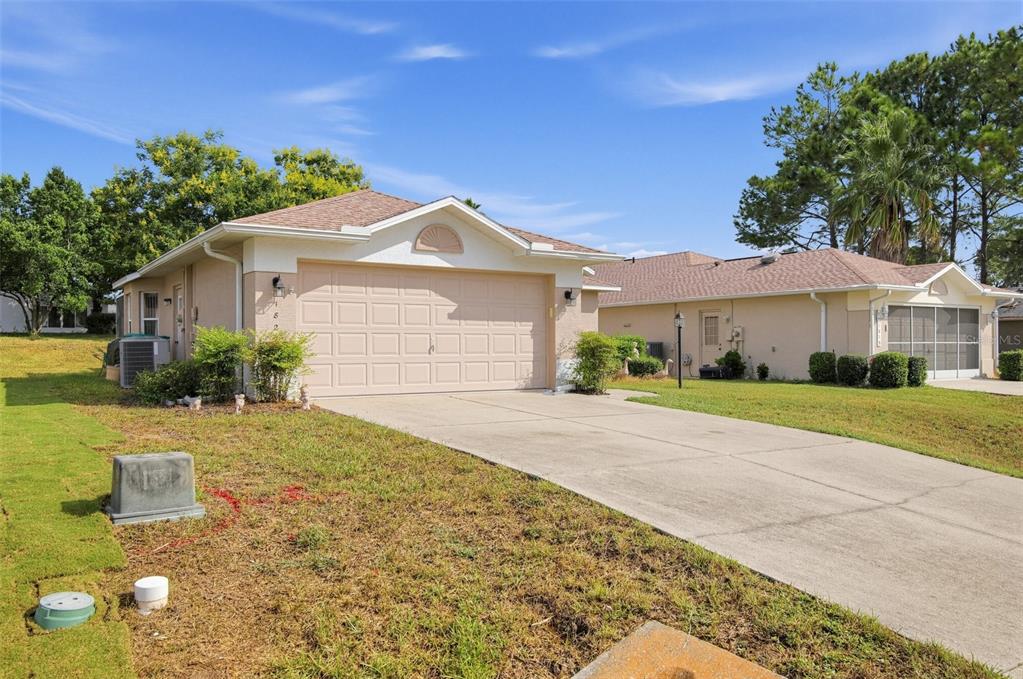 1827 W NICOLE DRIVE, LECANTO, FL — photo 3 of 30