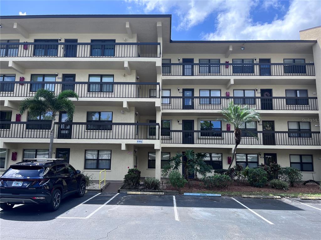 315 30TH AVENUE W UNIT B203