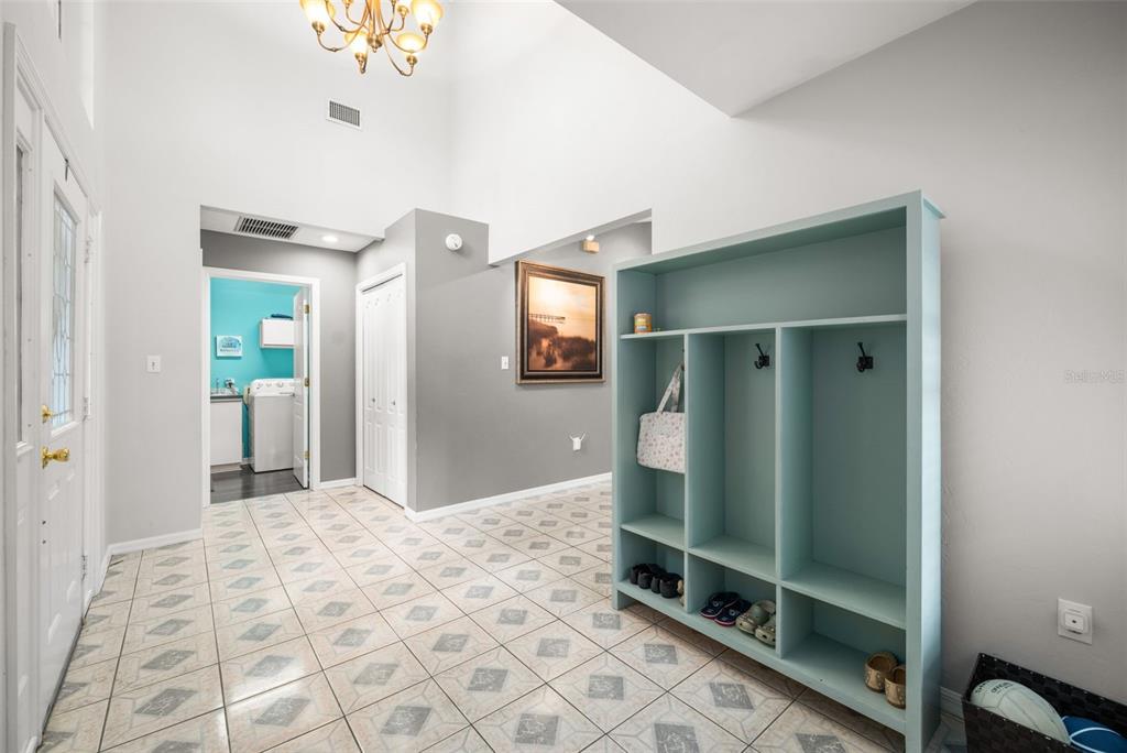 2712 NW 29TH PLACE, GAINESVILLE, FL — photo 4 of 30