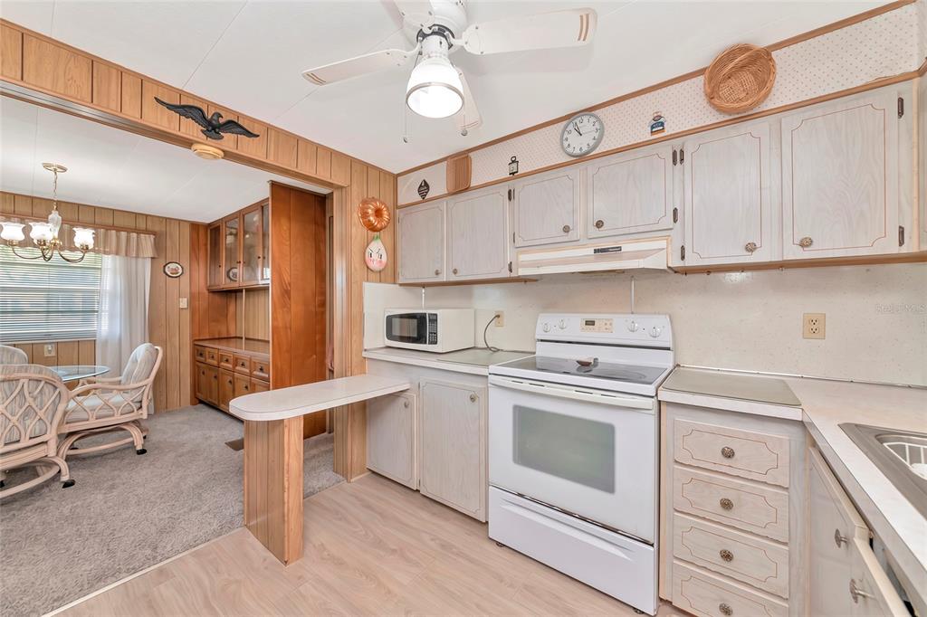 216 OUTER DRIVE E, VENICE, FL — photo 5 of 30