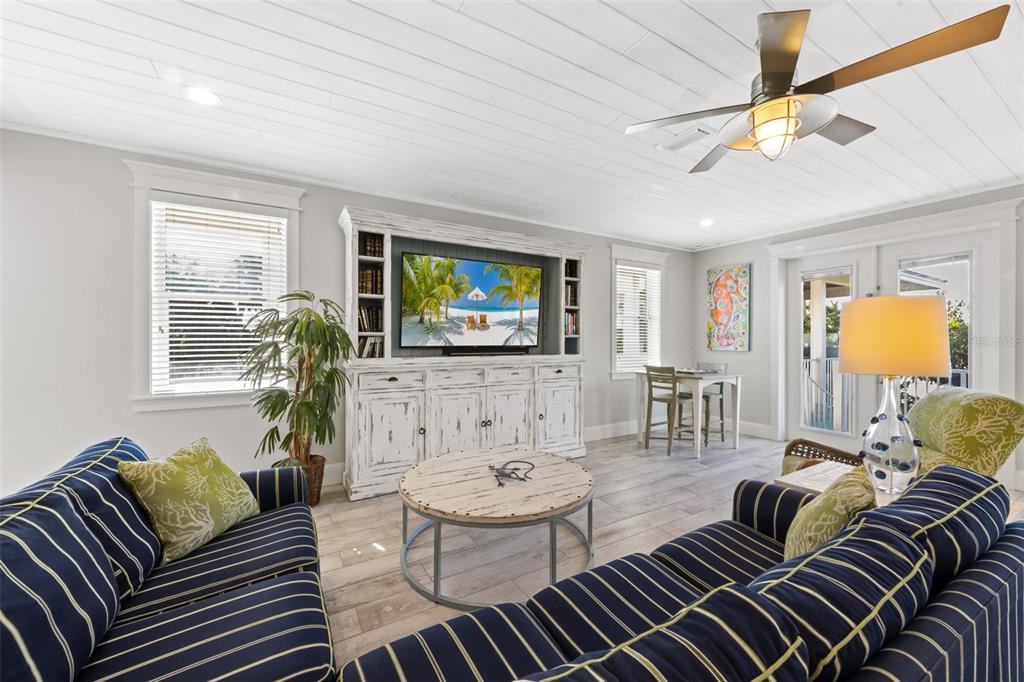 106 81ST STREET, HOLMES BEACH, FL — photo 4 of 30
