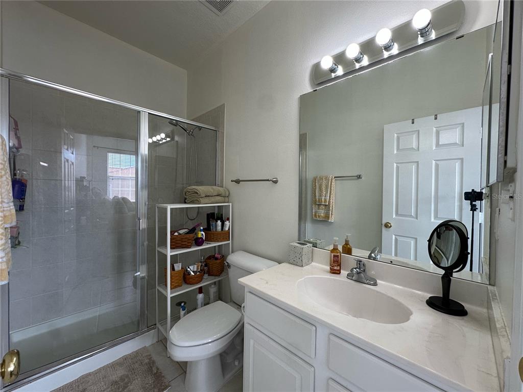 3815 PARKRIDGE CIRCLE UNIT 2-203, SARASOTA, FL — photo 4 of 20
