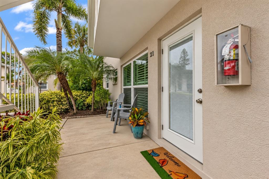 521 W VENICE AVENUE UNIT 21, VENICE, FL — photo 4 of 38