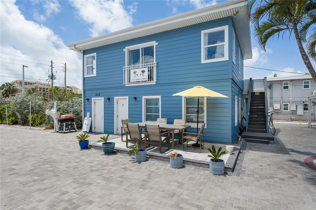 602 POINSETTIA AVENUE