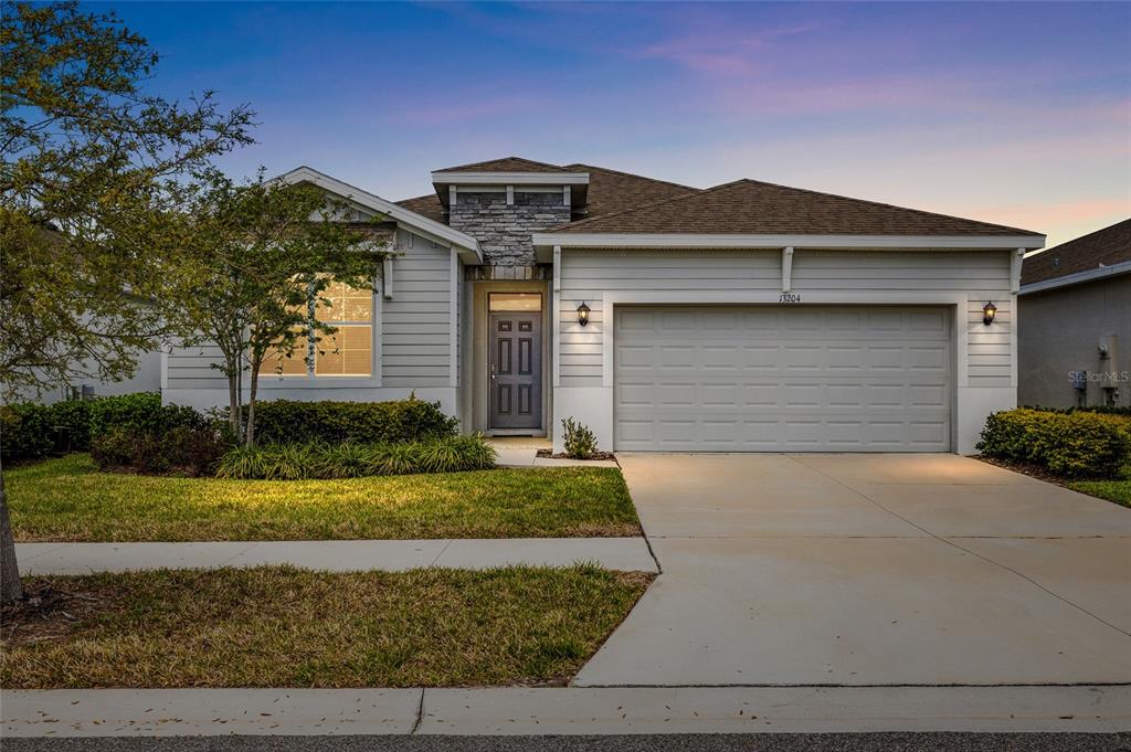 13204 WATERLEAF GARDEN CIRCLE