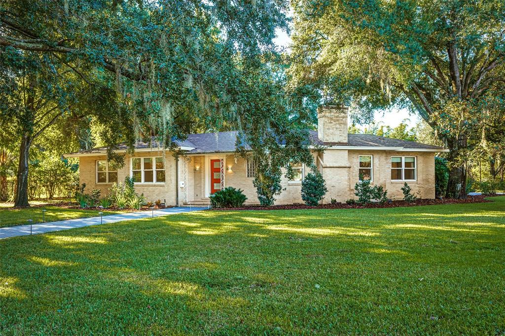1203 EASTON DRIVE, LAKELAND, FL — photo 2 of 33