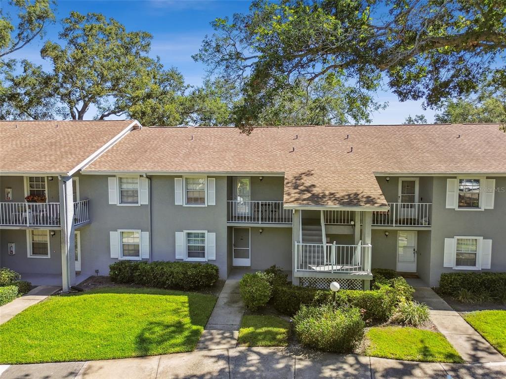 1420 OAK HILL DRIVE UNIT 203