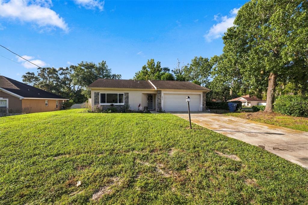 10048 AMIDON STREET, SPRING HILL, FL — photo 5 of 29