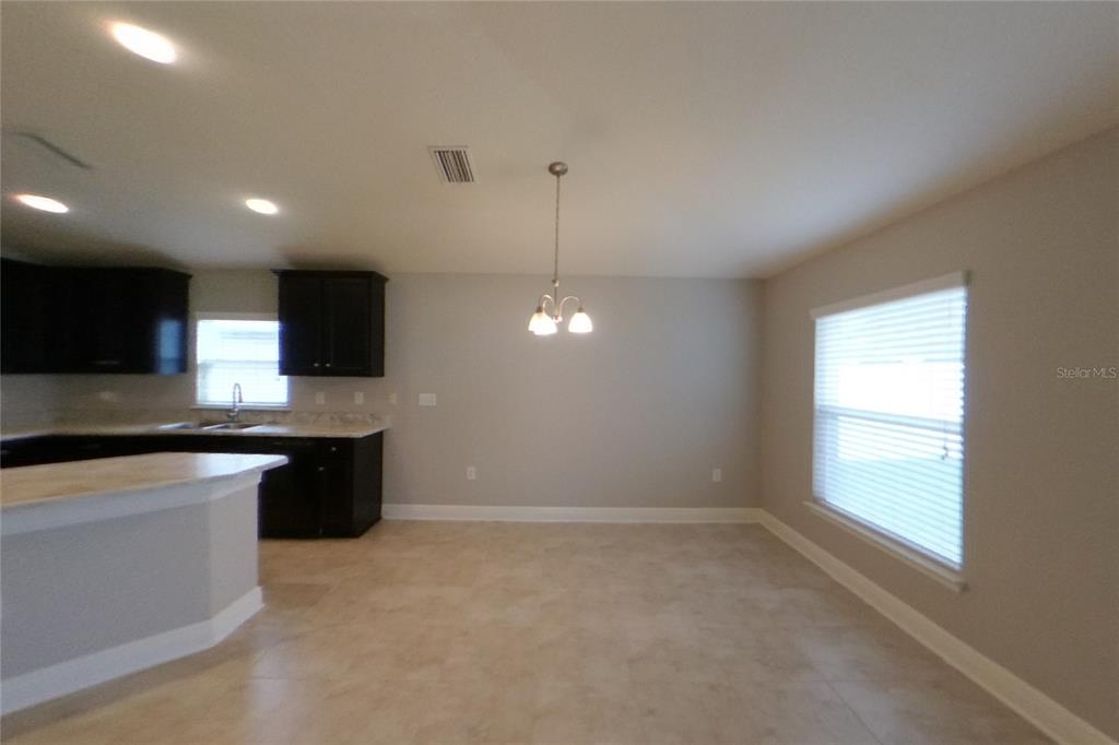 10853 KIRKWALL PORT DRIVE, WIMAUMA, FL — photo 4 of 15