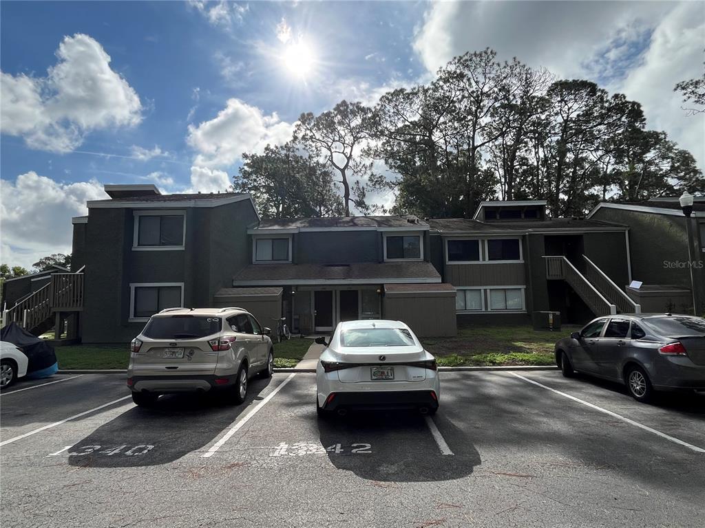 6142 PEREGRINE AVENUE UNIT 13D