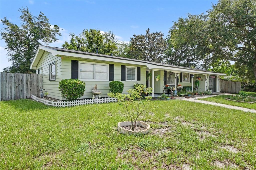 2399 KIMBERLY DRIVE, DELTONA, FL — photo 2 of 26