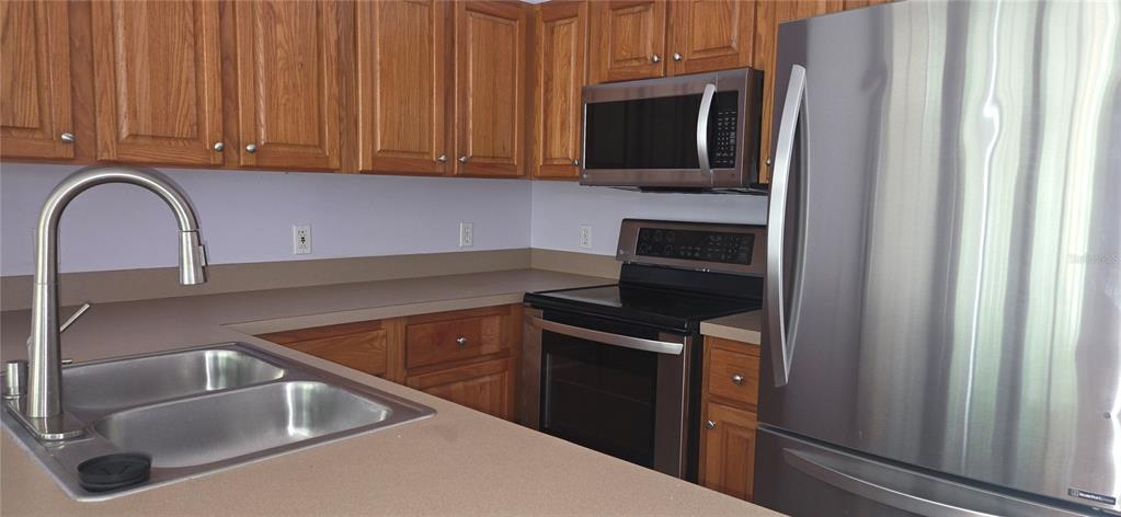 5323 SW 91ST TERRACE UNIT 202, GAINESVILLE, FL — photo 2 of 12