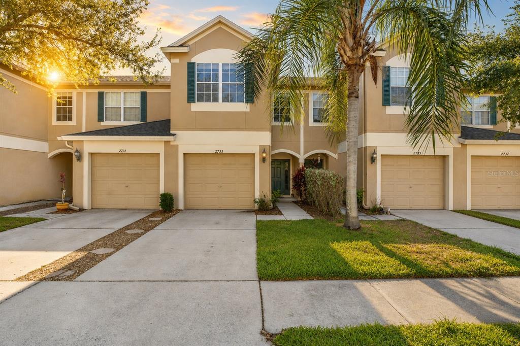 2733 CONCH HOLLOW DRIVE