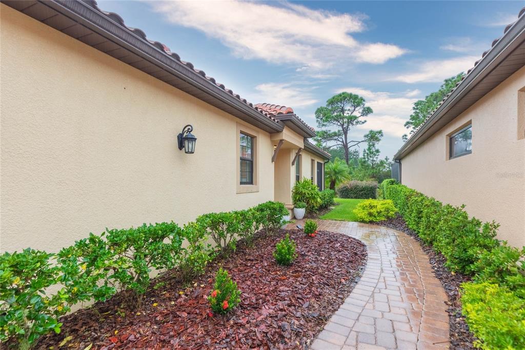 20108 SORANO HILL PLACE, TAMPA, FL — photo 3 of 30
