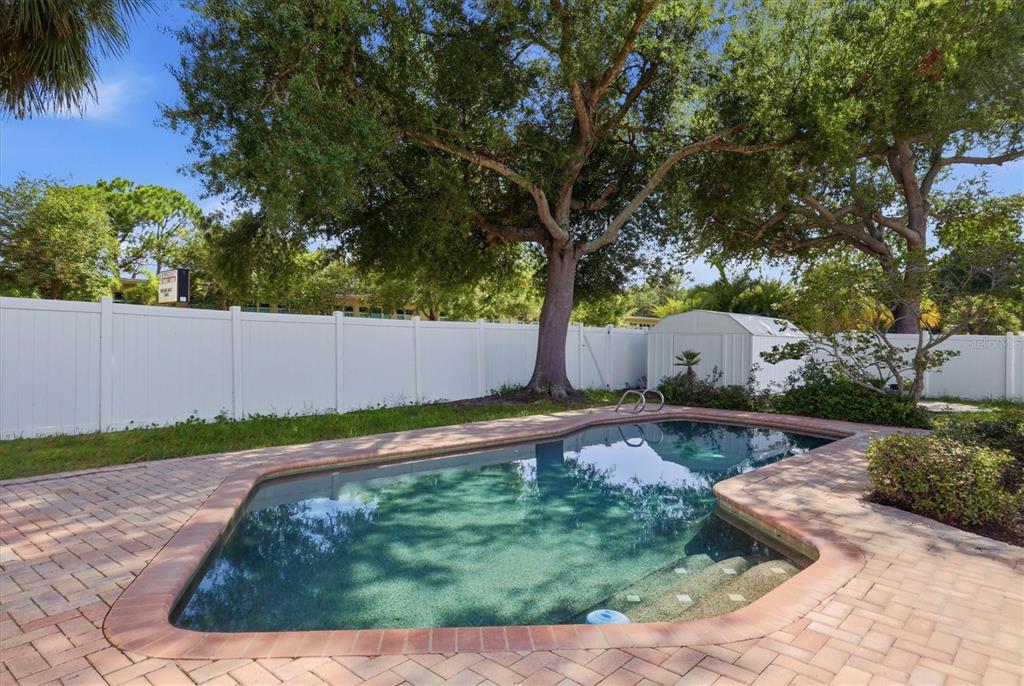 4420 W BAY COURT AVENUE, TAMPA, FL — photo 3 of 29