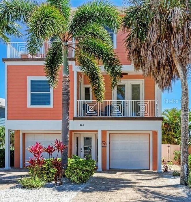 203 N HARBOR DRIVE