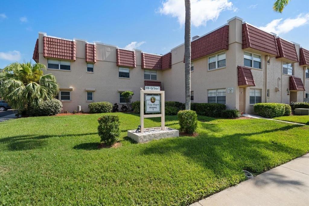 10038 62ND TERRACE N UNIT 17