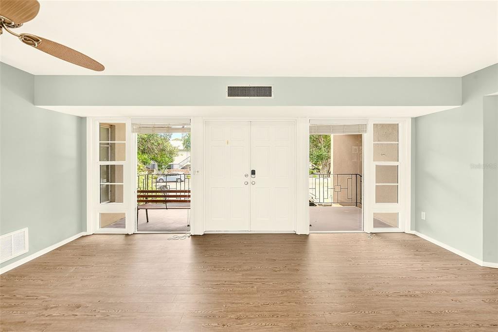 25 COUNTRY CLUB DRIVE, LARGO, FL — photo 3 of 30