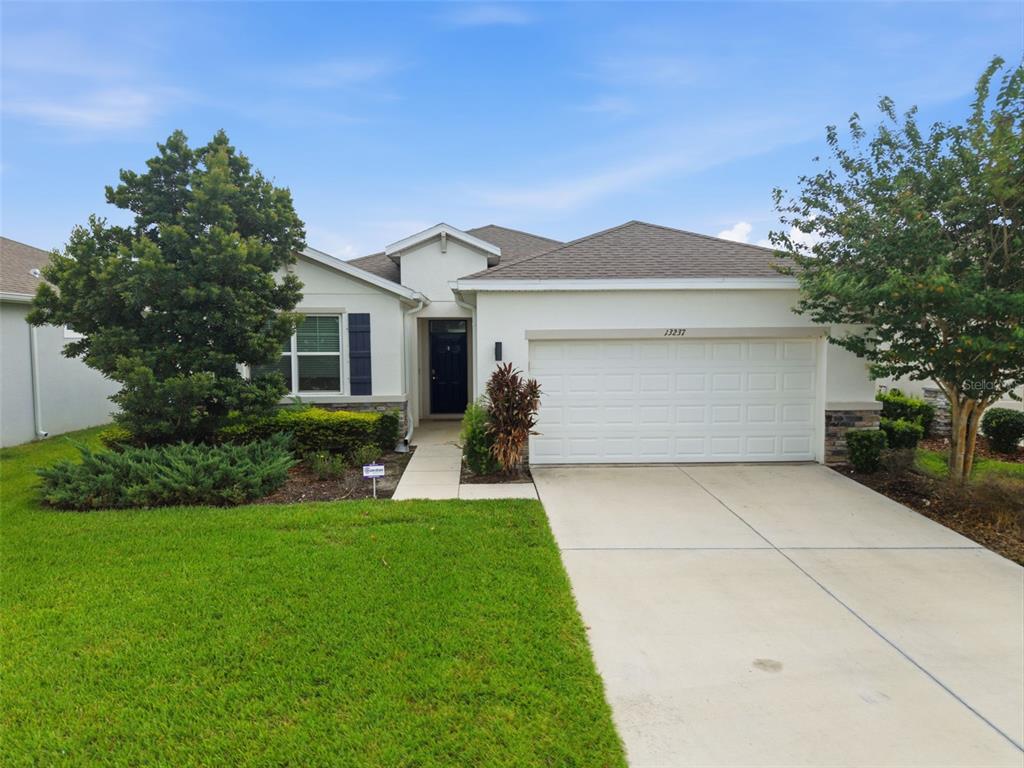 13237 WATERLEAF GARDEN CIRCLE
