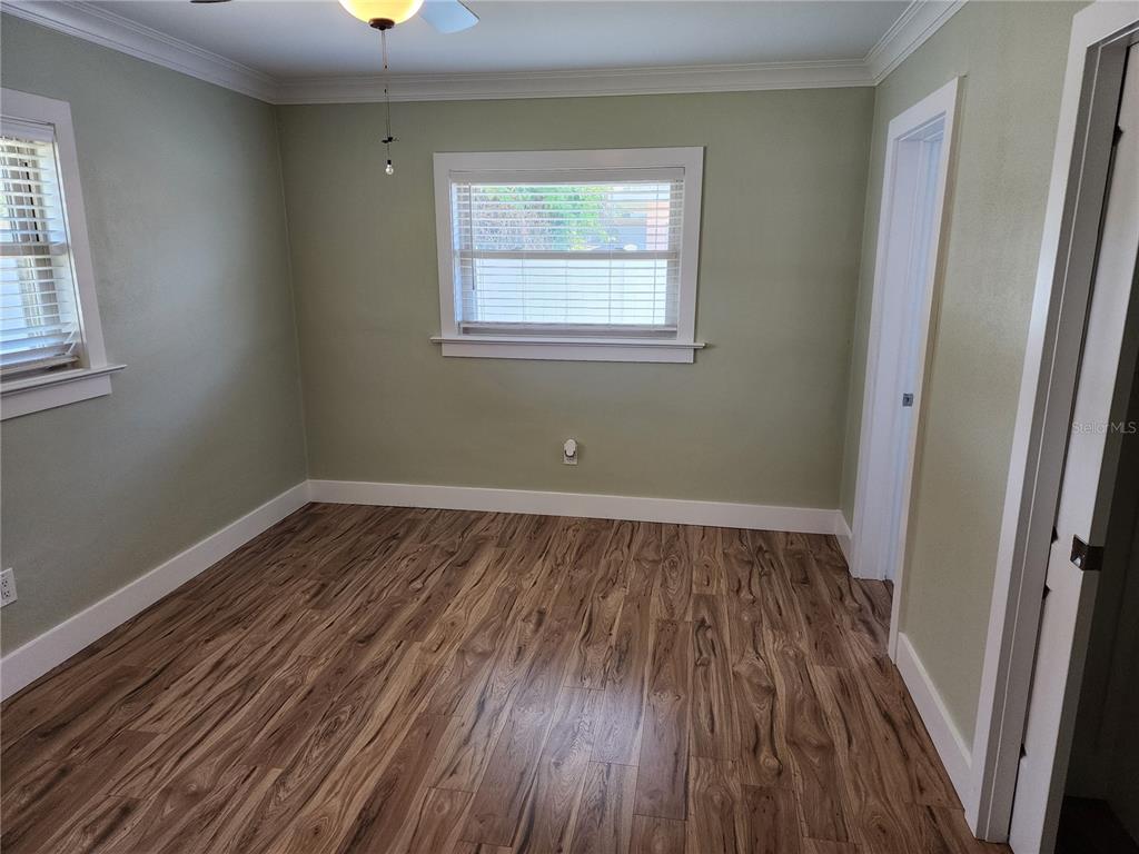 2347 EASTWOOD DRIVE, CLEARWATER, FL — photo 5 of 16