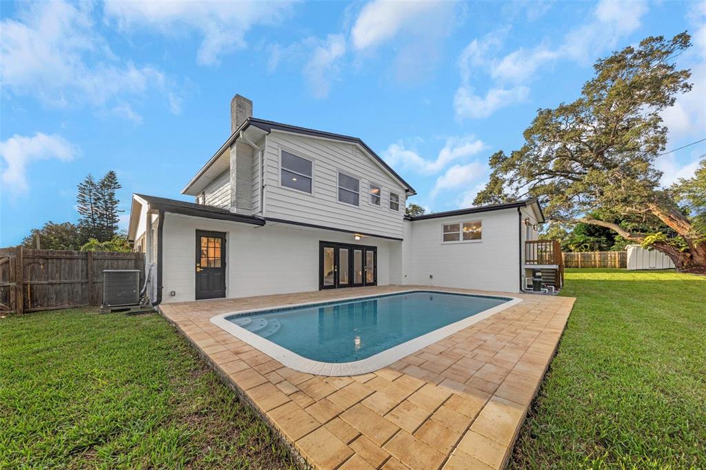 8209 134TH STREET, SEMINOLE, FL — photo 4 of 30