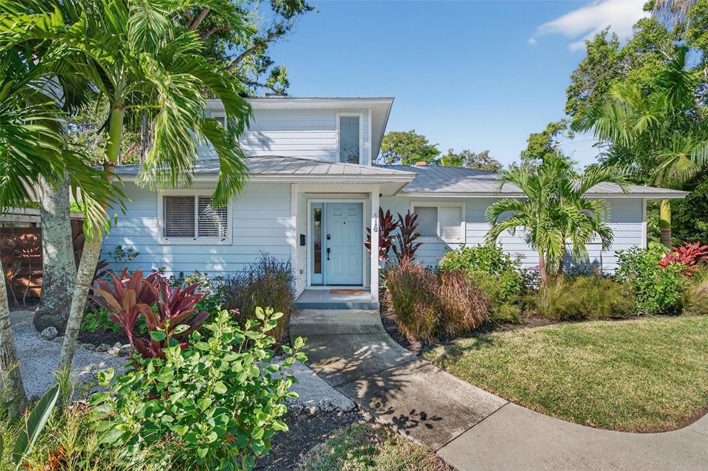 118 27TH STREET W