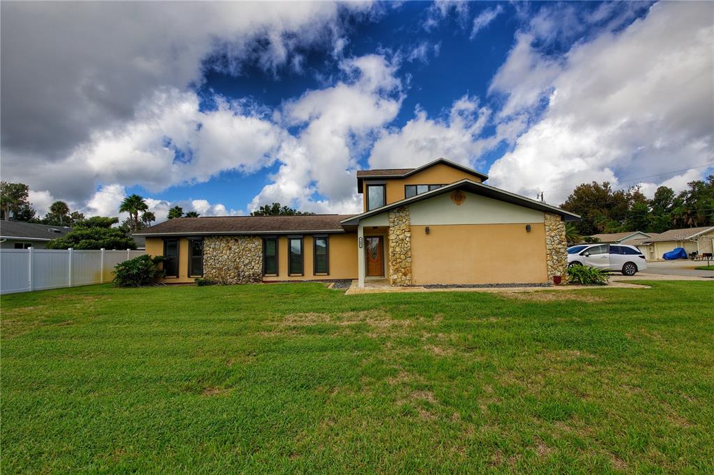 1602 S RIVERSIDE DRIVE, EDGEWATER, FL — photo 2 of 30