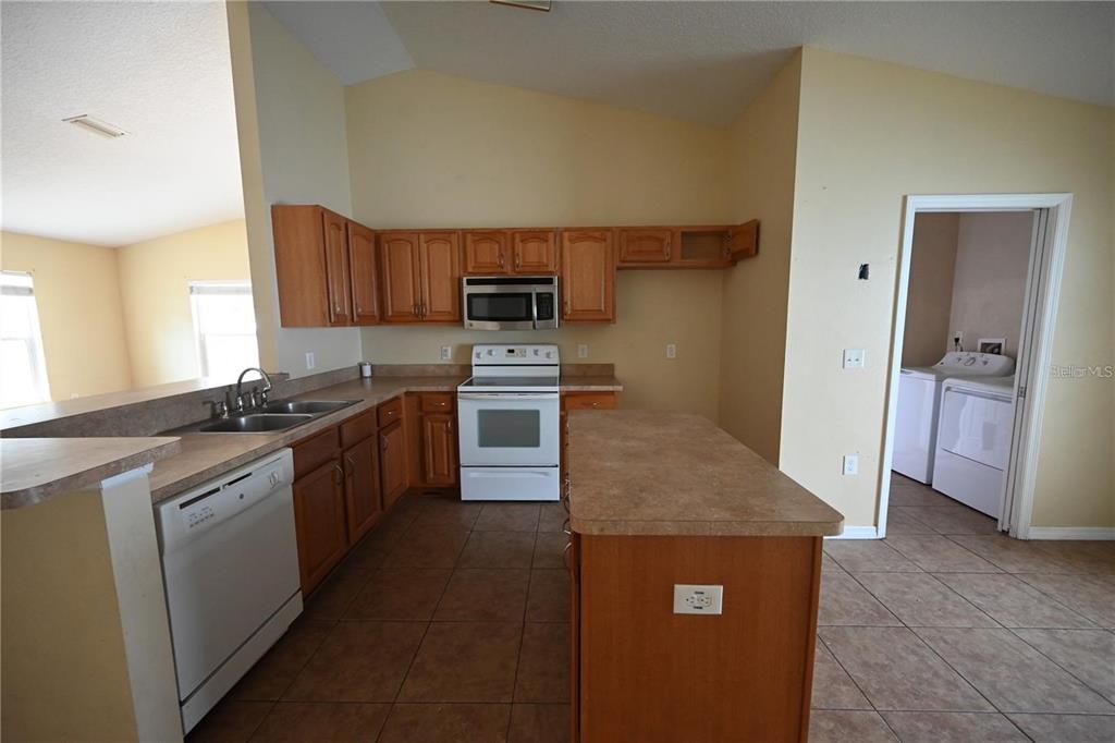 5302 SCHOOL ROAD, NEW PORT RICHEY, FL — photo 5 of 7