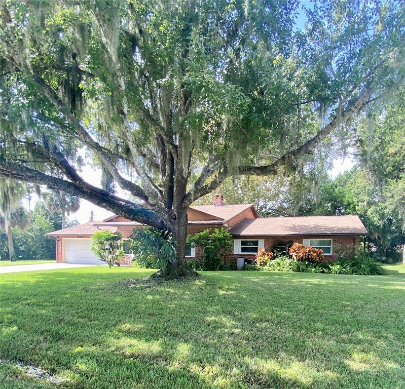 2432 WOODLAND DRIVE