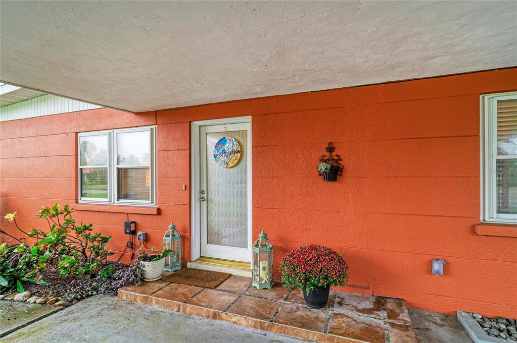 126 HOLLY AVENUE, SARASOTA, FL — photo 3 of 30