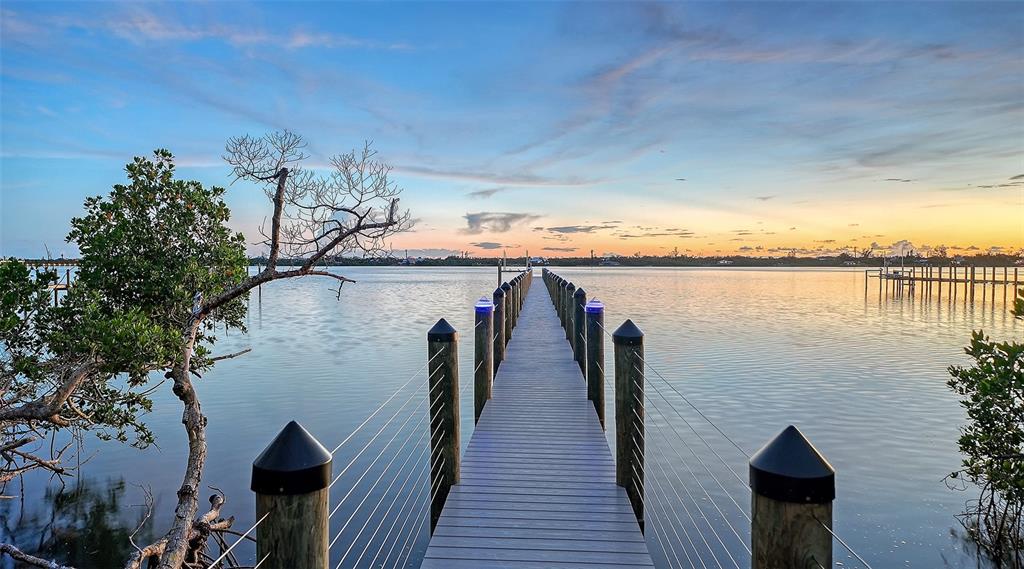 1115 BAYSHORE DRIVE, ENGLEWOOD, FL — photo 4 of 30