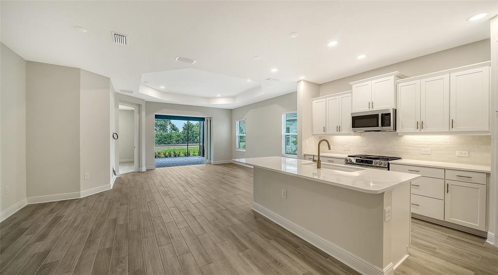 2115 SYLVESTER PALM LANE, BRADENTON, FL — photo 2 of 30