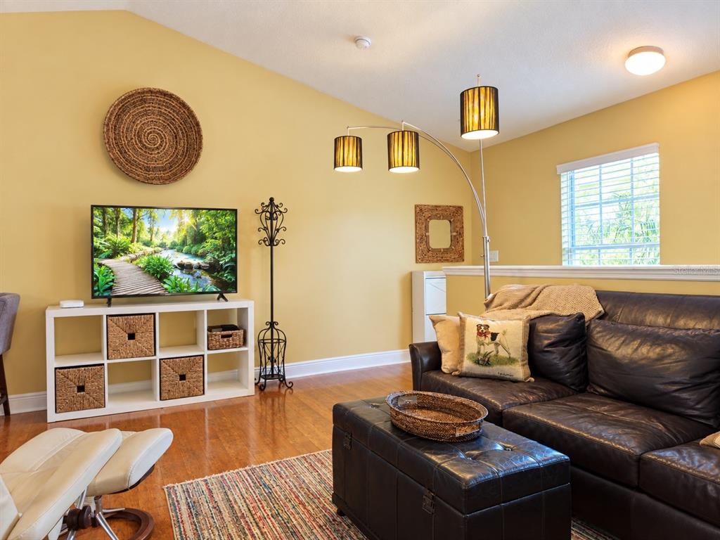 14602 BOURNEMOUTH ROAD UNIT LOFT, TAMPA, FL — photo 4 of 30