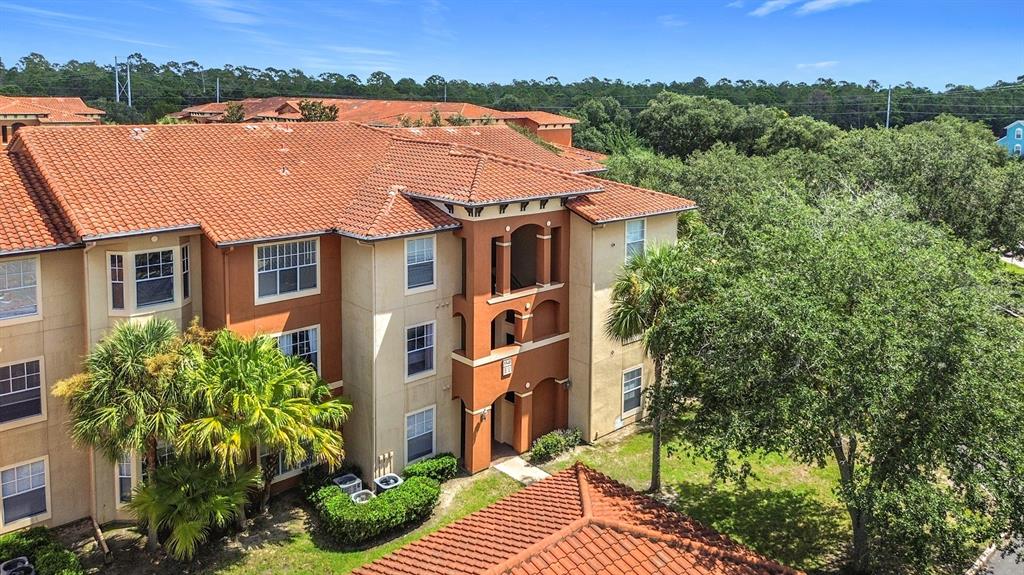 5548 METROWEST BOULEVARD UNIT 209