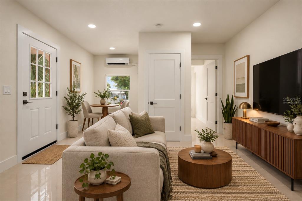 607 N OSCEOLA AVENUE UNIT A, CLEARWATER, FL — photo 2 of 8