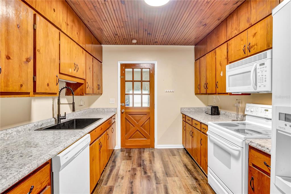 1840 HIGHLAND PARK ROAD, DELAND, FL — photo 3 of 22