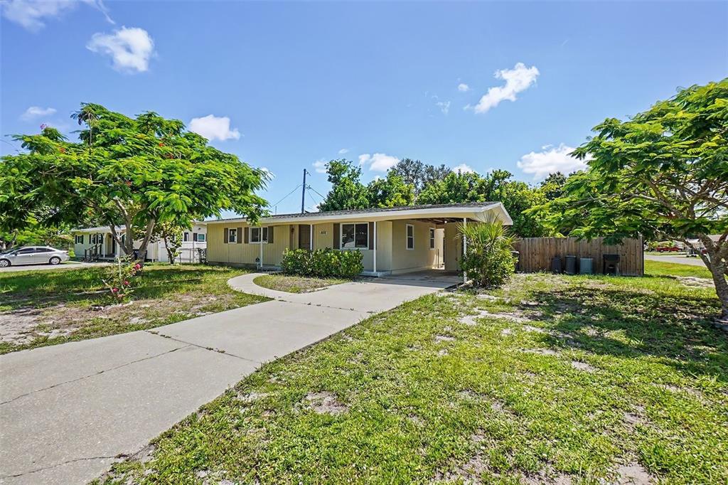 6515 3RD STREET COURT W, BRADENTON, FL — photo 2 of 64