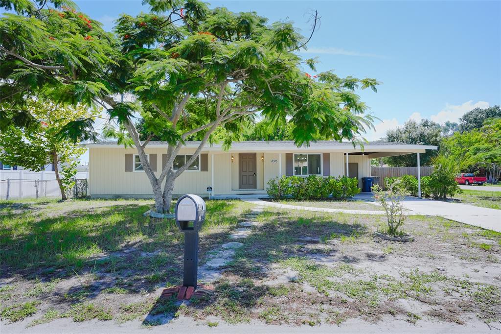 6515 3RD STREET COURT W, BRADENTON, FL — photo 3 of 64