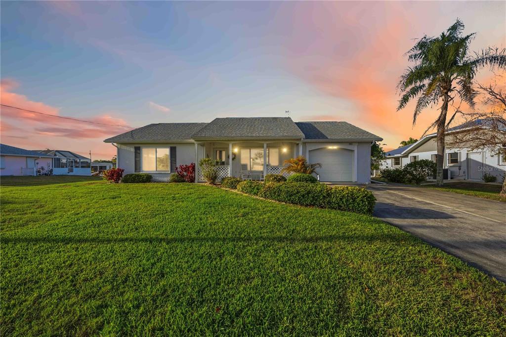 886 E 4TH STREET