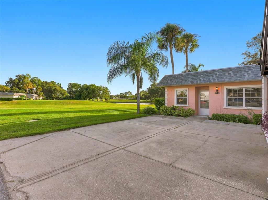 3827 TROPHY BOULEVARD, NEW PORT RICHEY, FL — photo 4 of 30