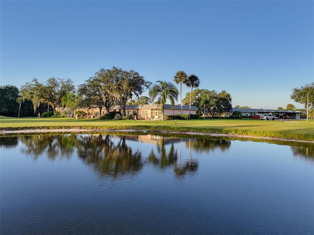 3827 TROPHY BOULEVARD, NEW PORT RICHEY, FL — photo 5 of 30