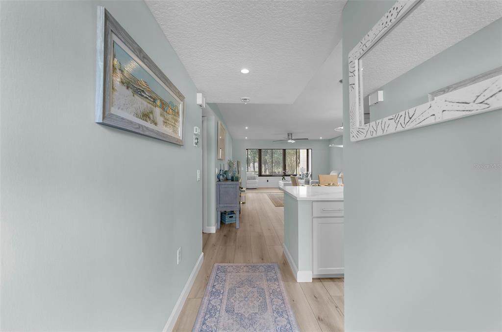 519 LAKESIDE DRIVE UNIT 519, BRADENTON, FL — photo 5 of 30