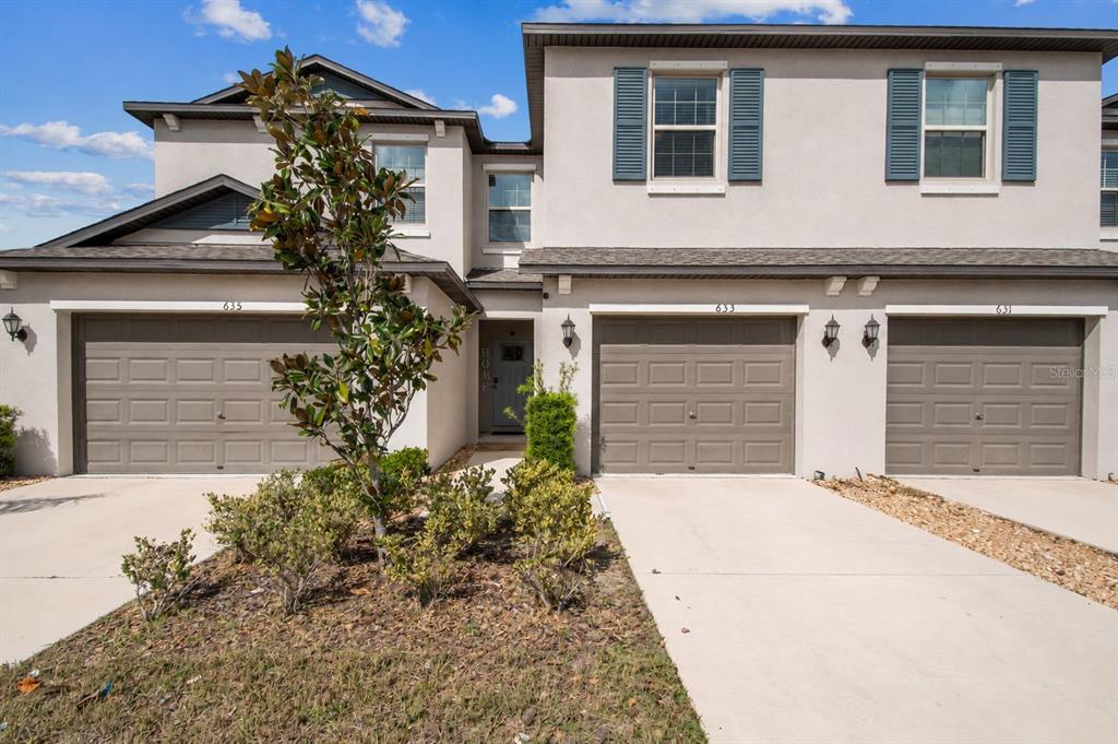 633 ROYAL EMPRESS DRIVE