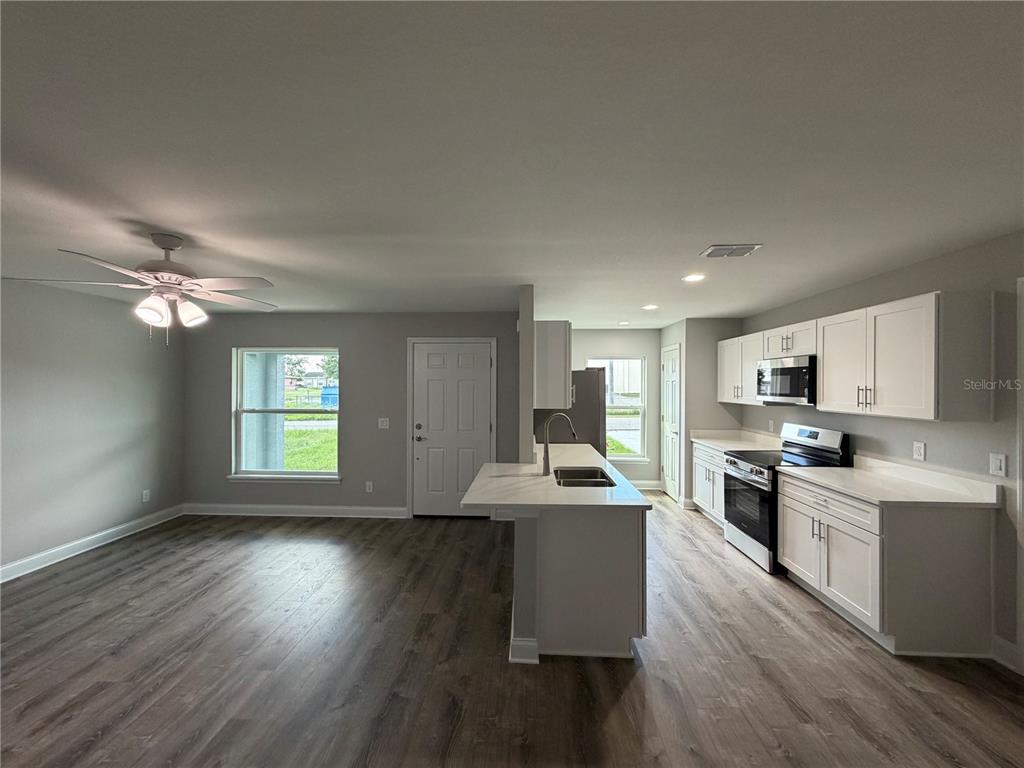 306 SW 1ST AVE, MULBERRY, FL — photo 4 of 18